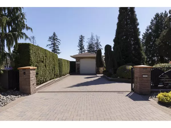 Surrey, BC V4A1C4,13464 13A AVENUE