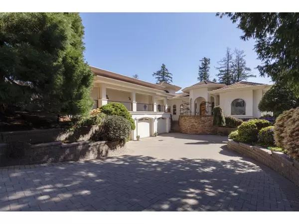 Surrey, BC V4A1C4,13464 13A AVENUE