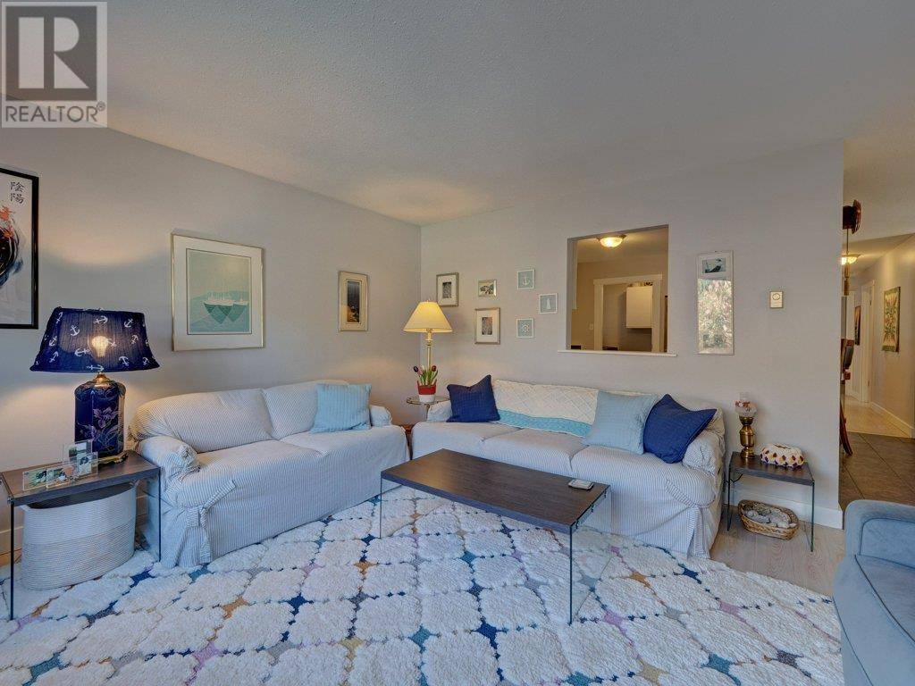 Sechelt, BC V7Z0T4,6557 BJORN PLACE