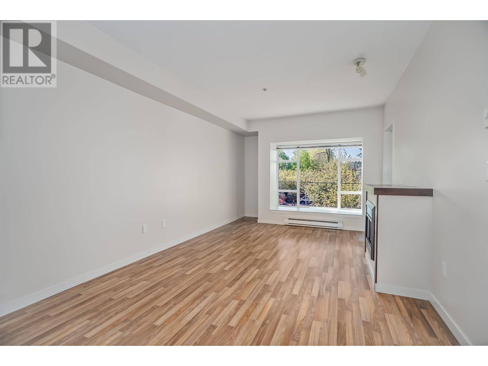 Port Coquitlam, BC V3C0A6,2478 WELCHER AVE #209