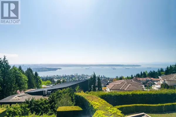 West Vancouver, BC V7S3H3,1626 PINECREST DRIVE