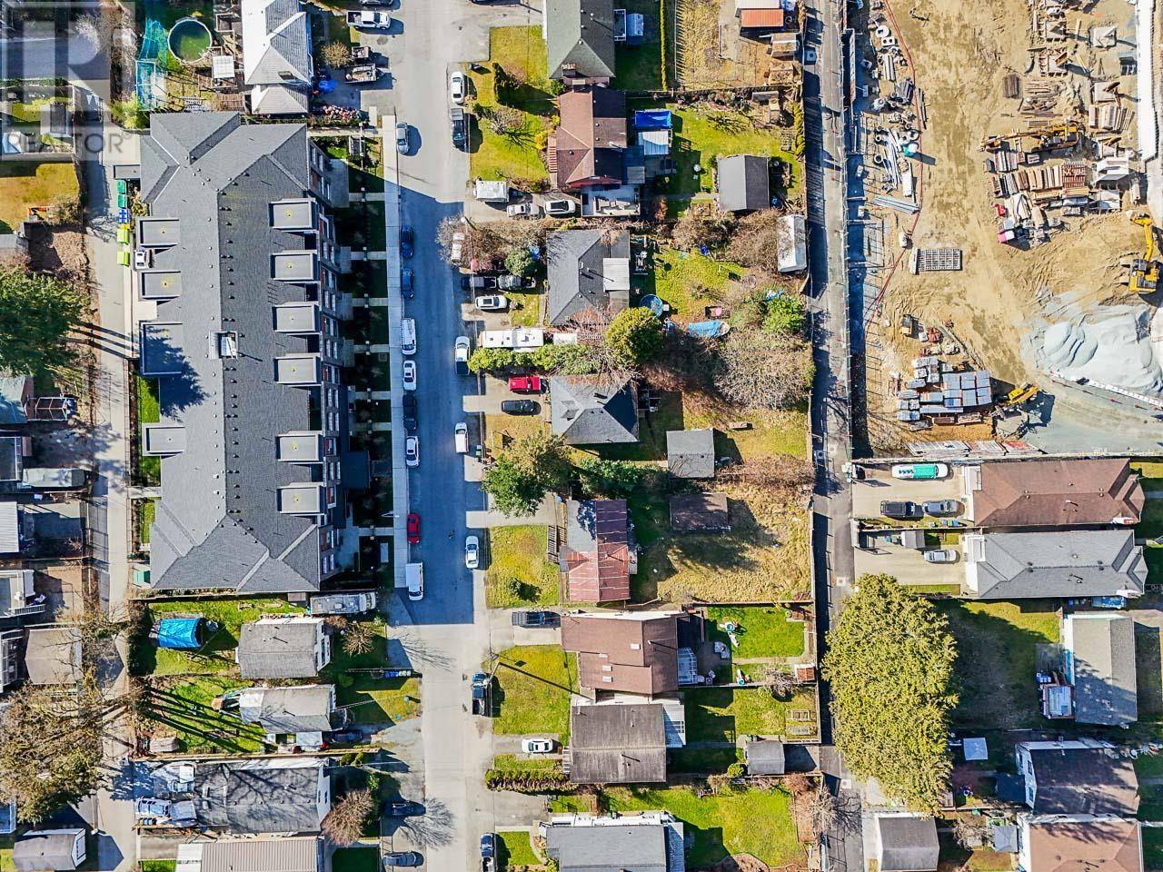 Port Coquitlam, BC V3B1R1,2155 GRANT AVENUE