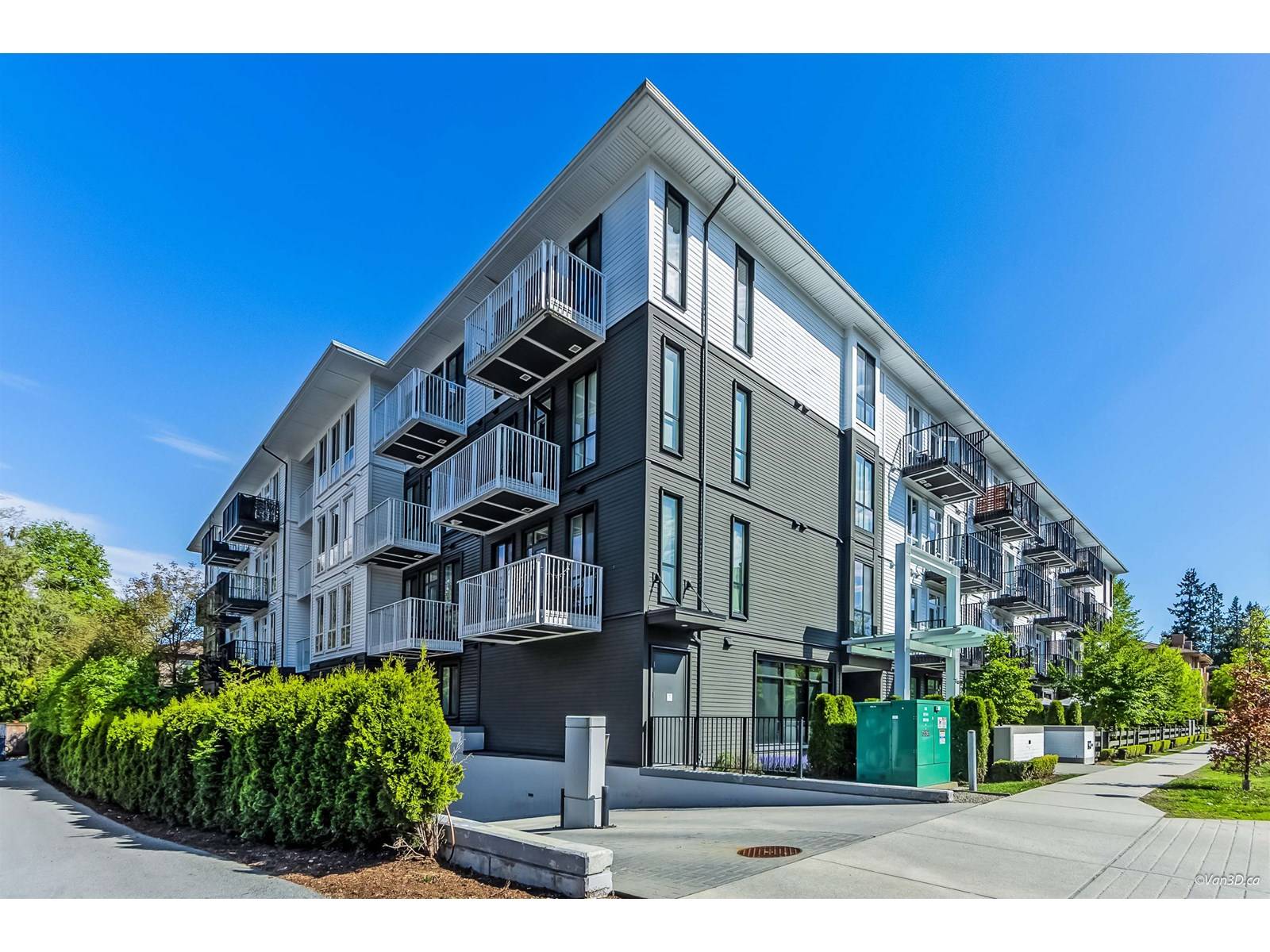 10168 149 #409, Surrey, BC V3R0E9