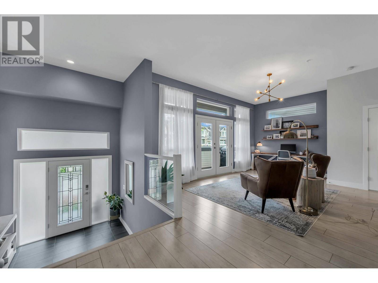 Maple Ridge, BC V2W1G3,10293 WYNNYK WAY
