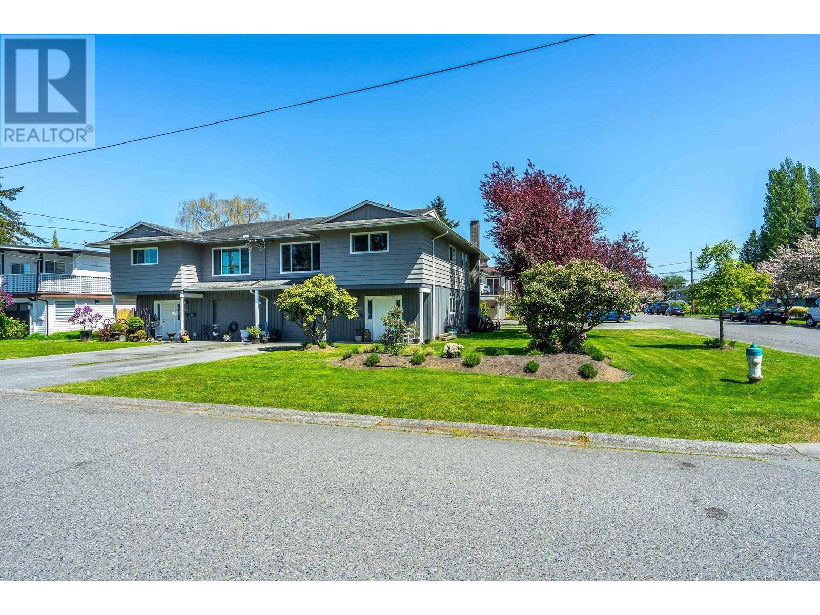 4444 54A STREET, Ladner, BC V4K2Z7