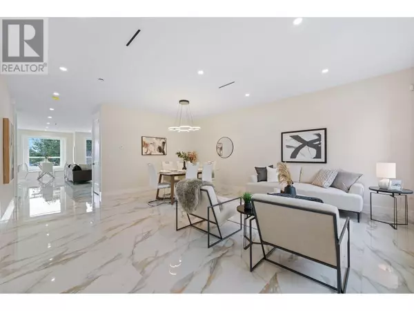 Burnaby, BC V5B2K6,6390 GRANT STREET