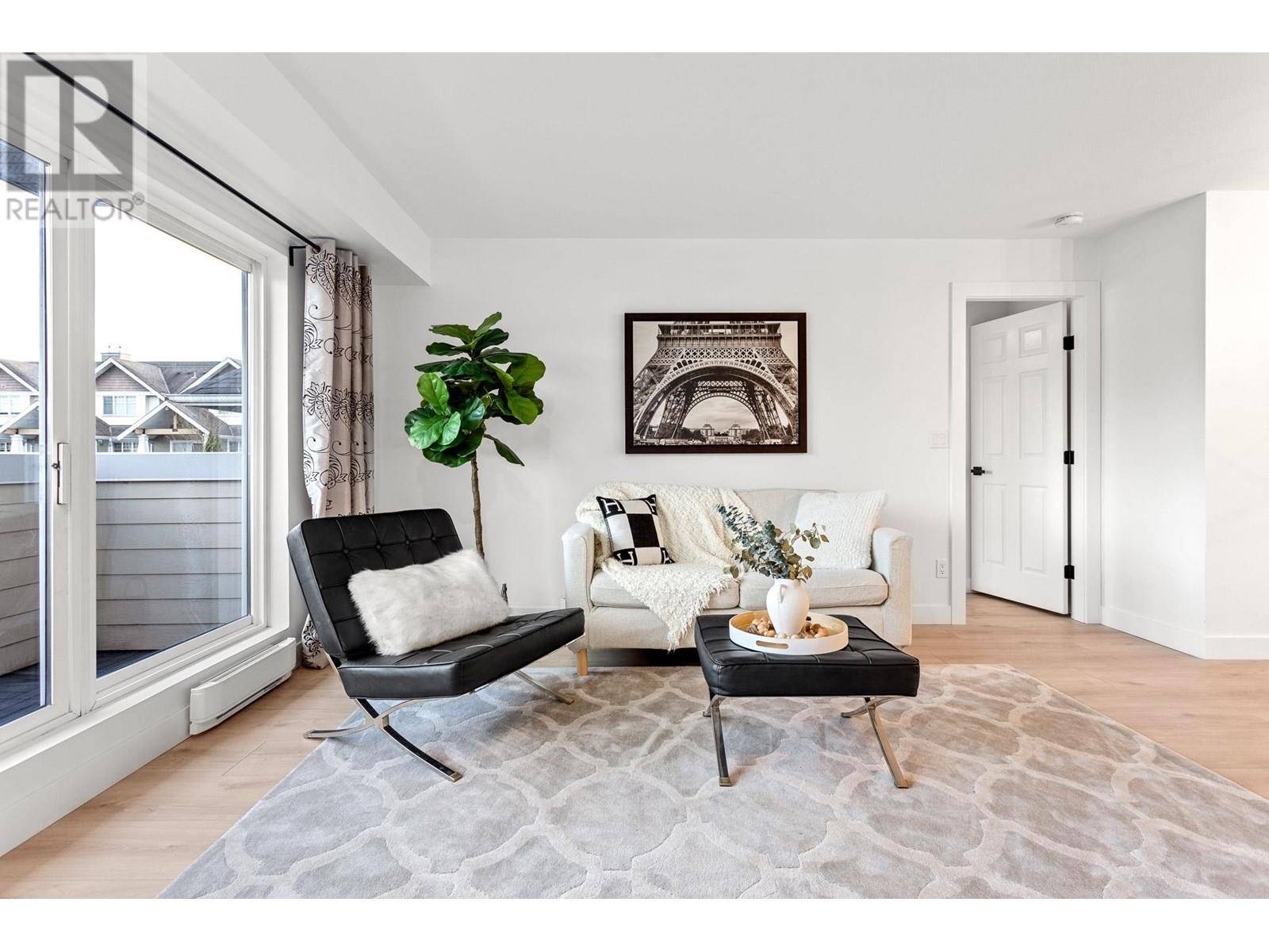 Port Coquitlam, BC V3B1T4,1570 PRAIRIE AVE #203