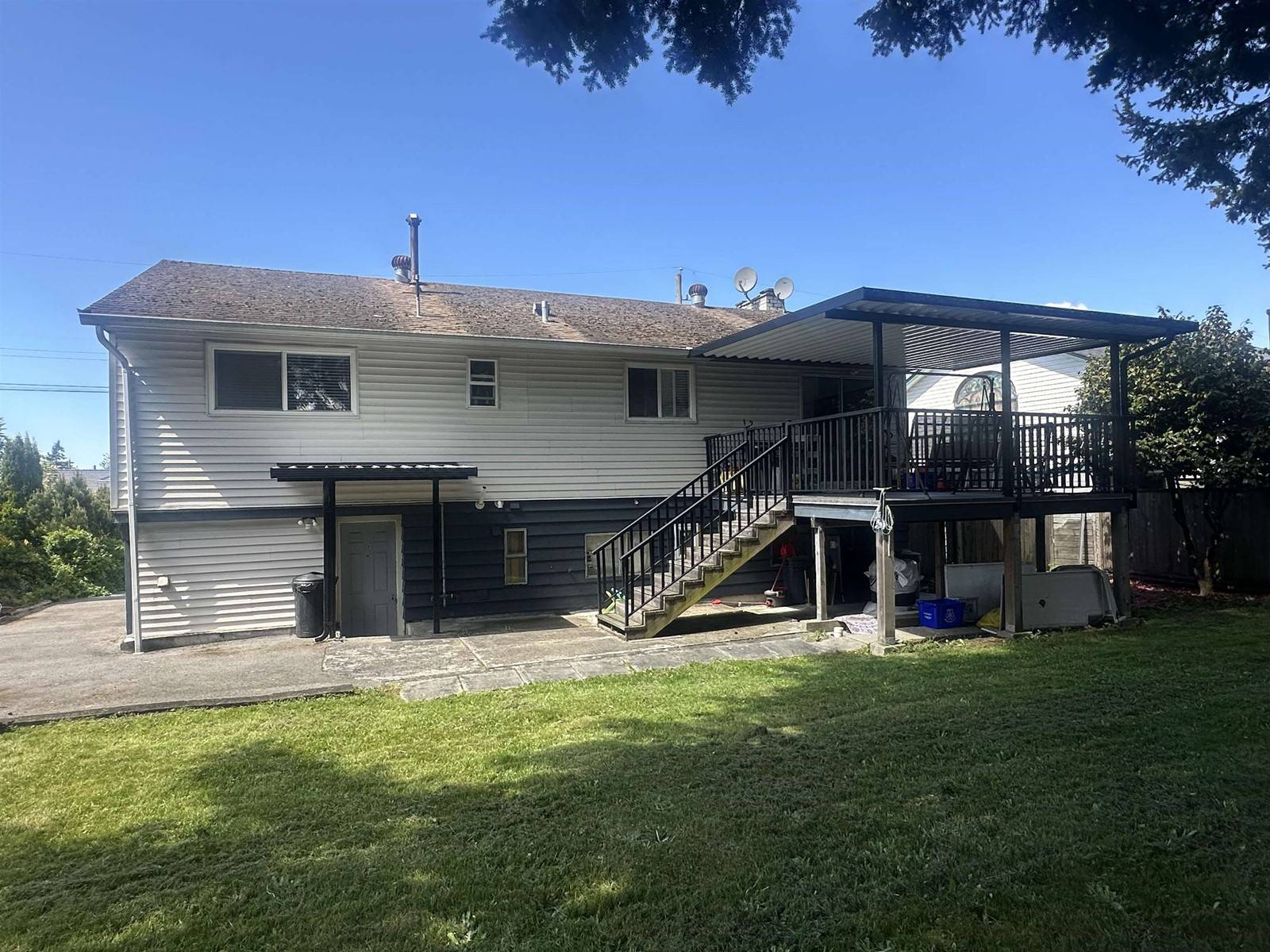 Delta, BC V4C4T1,8258 111B STREET