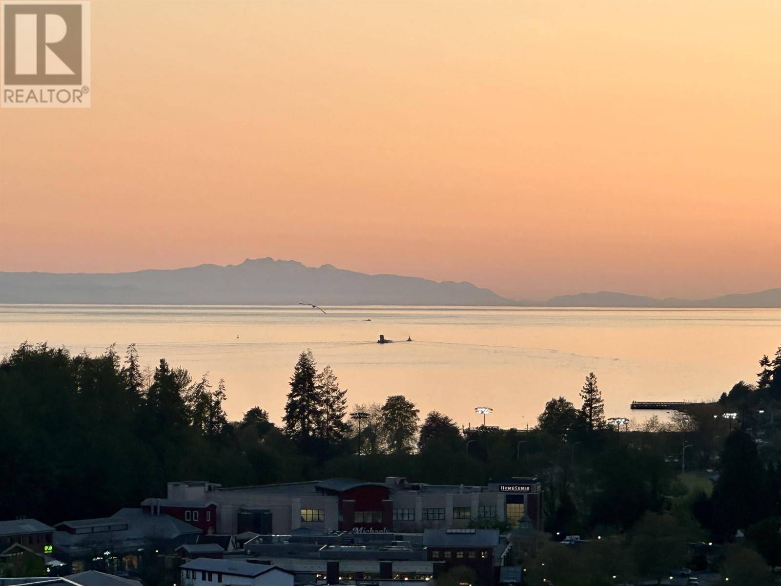 West Vancouver, BC V7T2Y1,338 TAYLOR WAY #20C