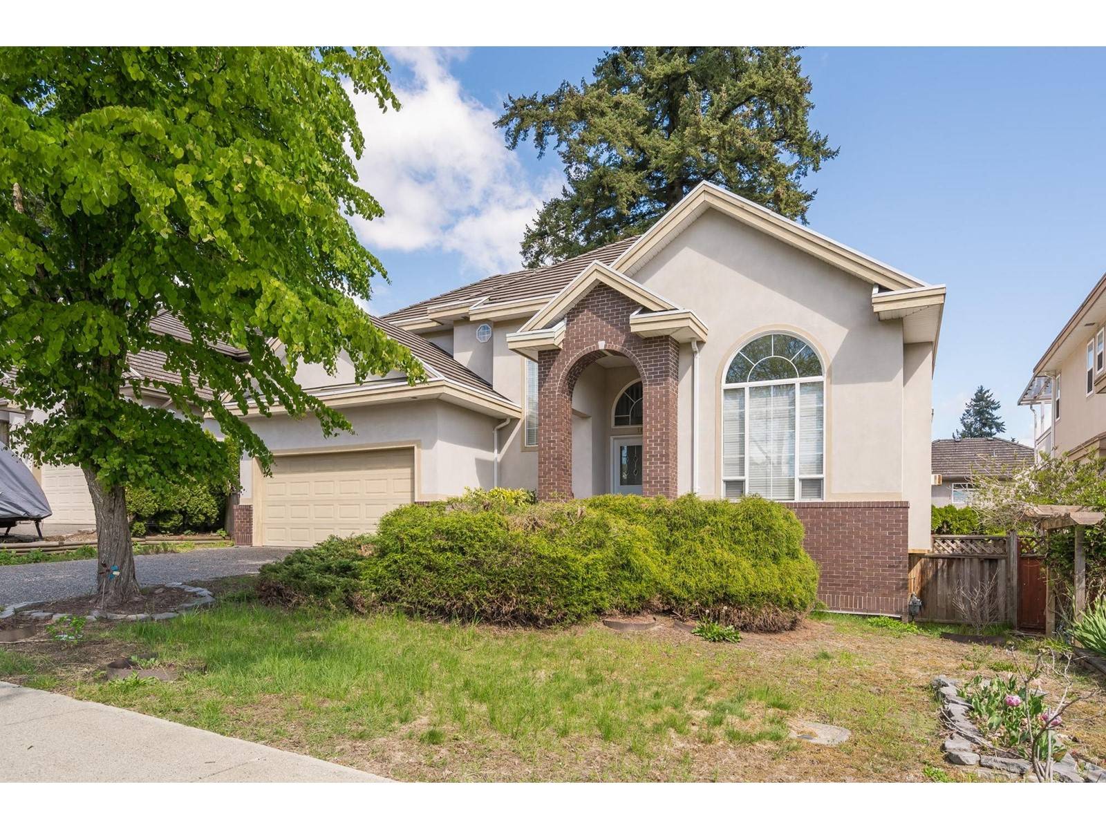 16527 108 AVENUE, Surrey, BC V4N1N6