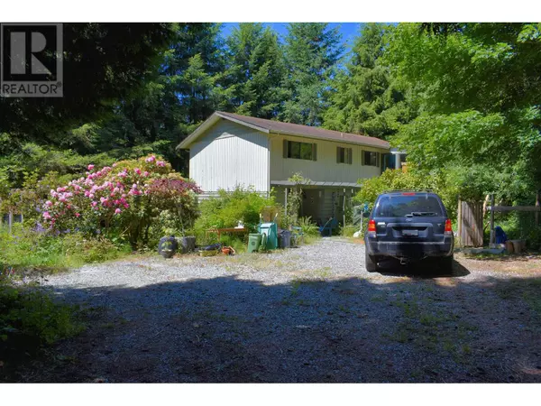 2240 OLDERSHAW ROAD, Roberts Creek, BC V0N2W5
