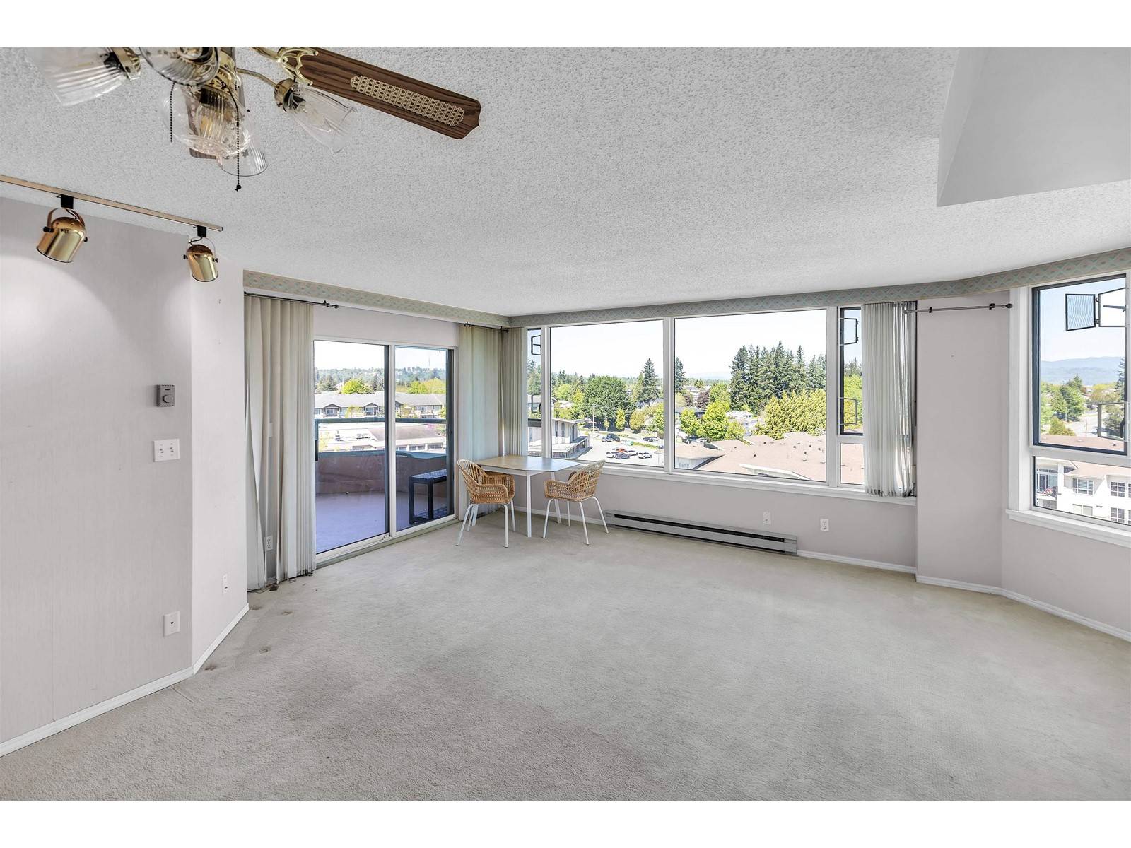 Abbotsford, BC V2T5T5,3150 GLADWIN #902