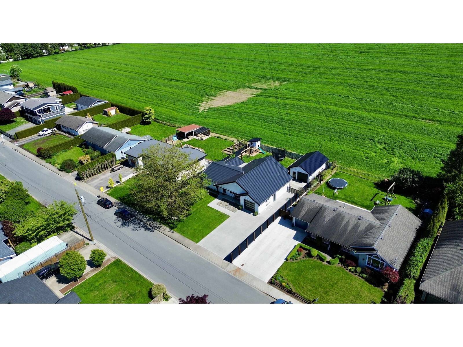 Agassiz, BC V0M1A3,1716 AGASSIZ AVENUE|Agassiz