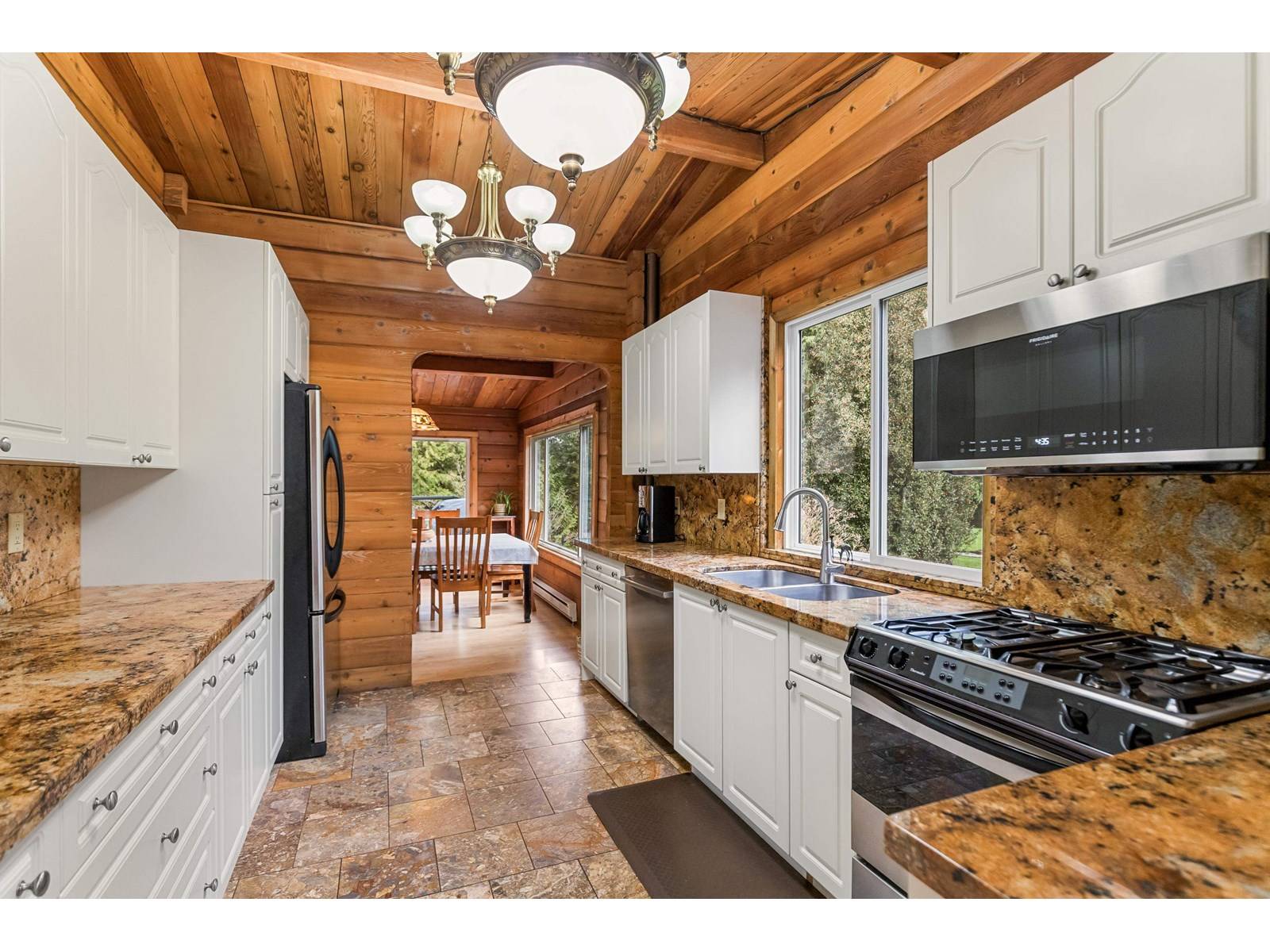 Mission, BC V4S1B6,11848 WILSON STREET