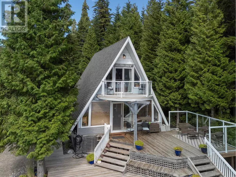 4685 LAKESIDE DRIVE, Terrace, BC V8G1T1