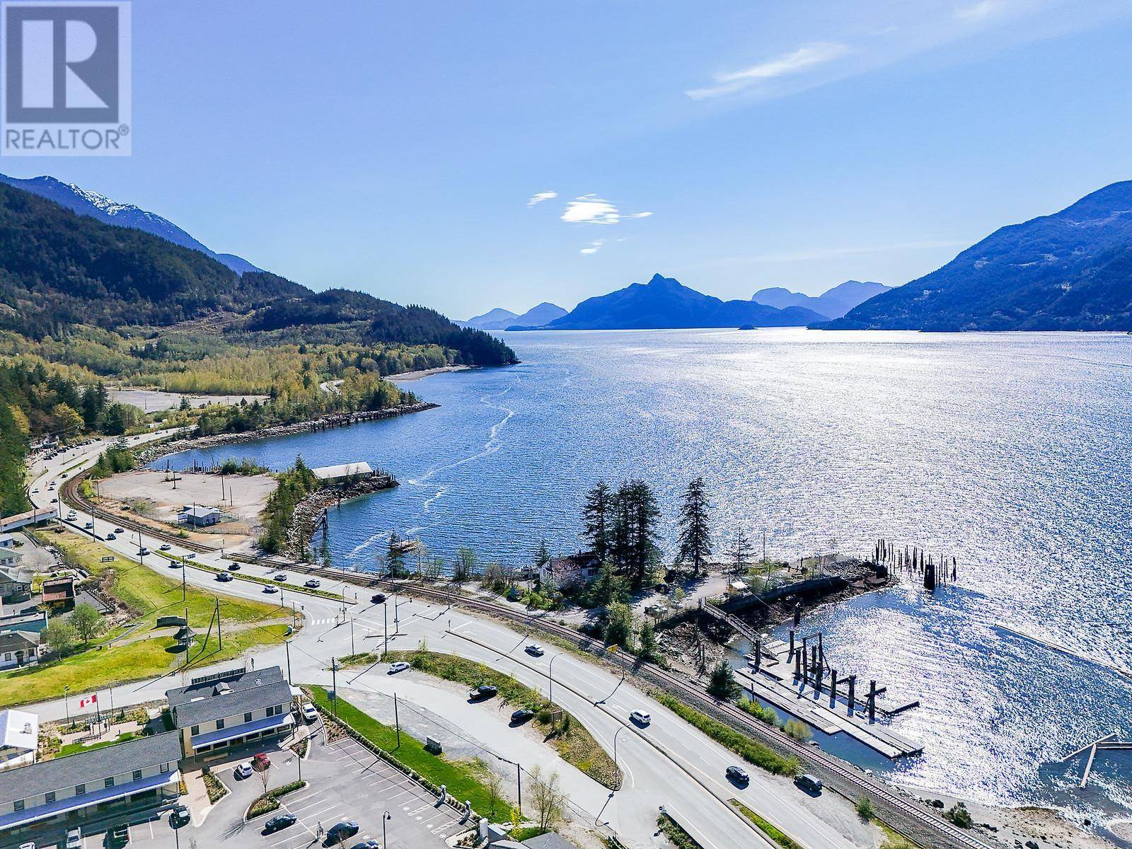 642 LOWER CRESCENT, Squamish, BC V8B1J1