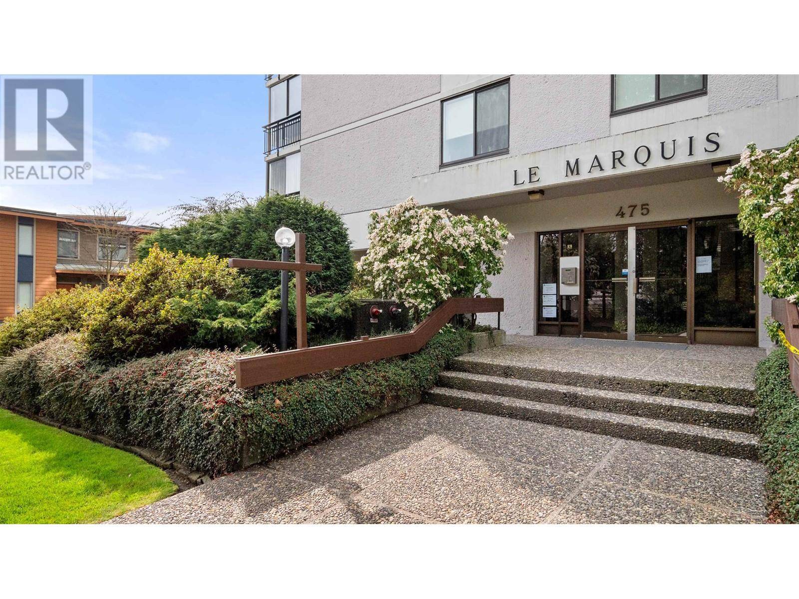 West Vancouver, BC V7T2N7,475 13TH ST #401