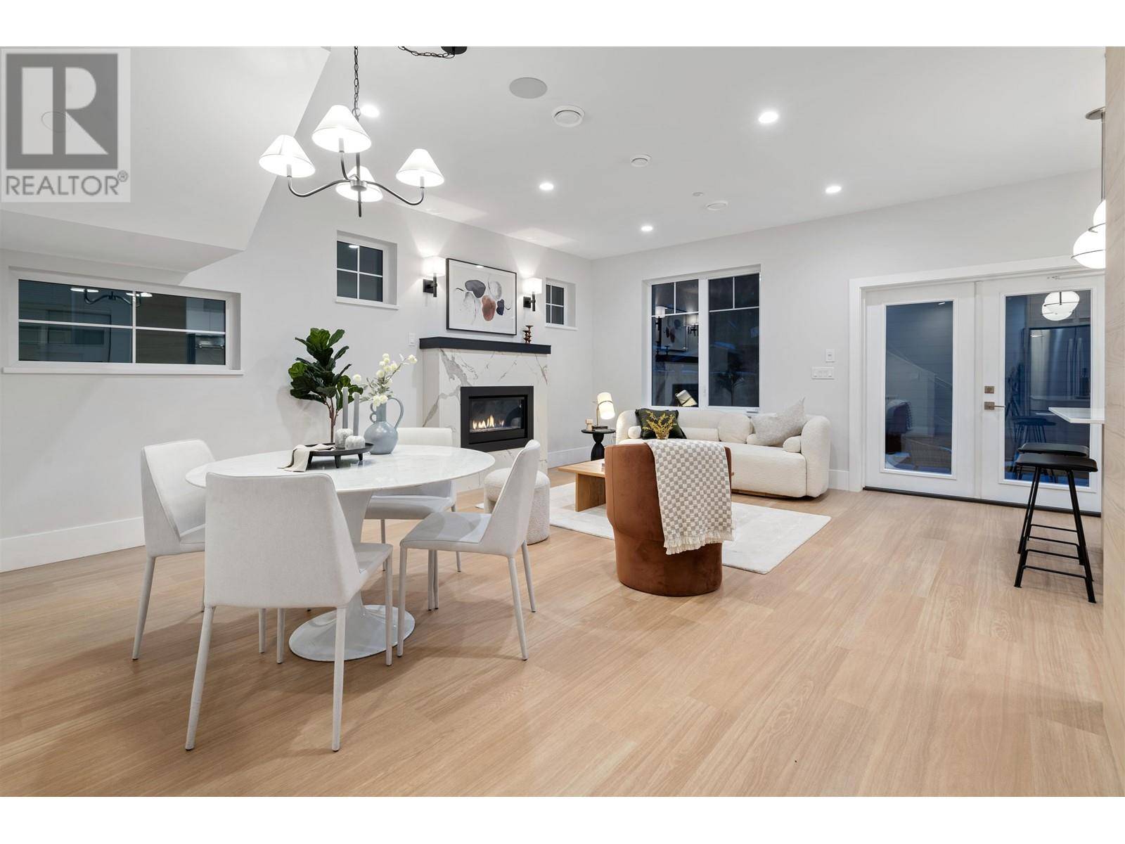 Vancouver, BC V6R3E7,4423 W 16TH AVE #2
