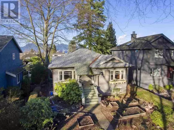4247 W 13TH AVENUE, Vancouver, BC V6R2T7