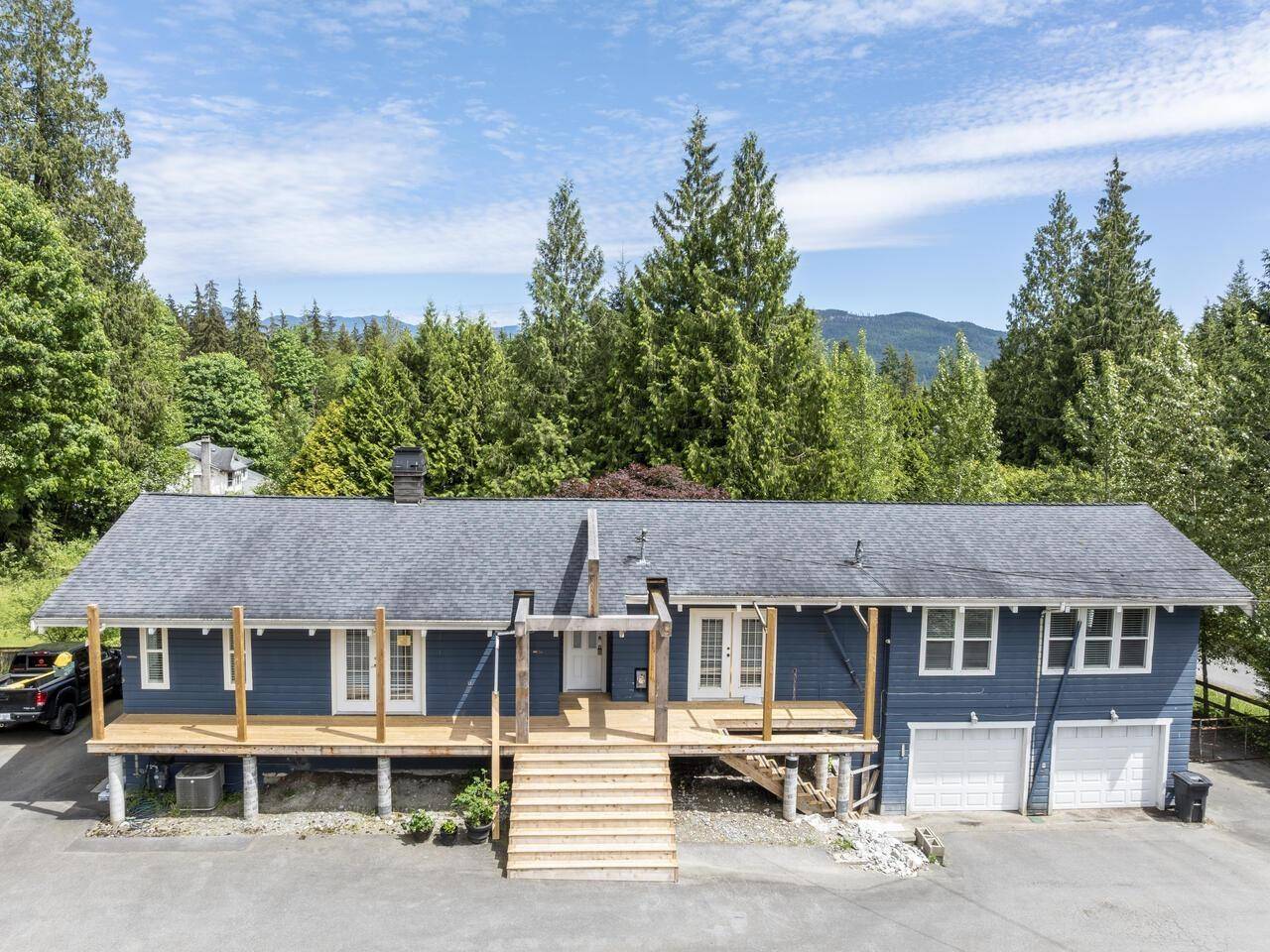 Mission, BC V4S1B8,12066 CARR STREET