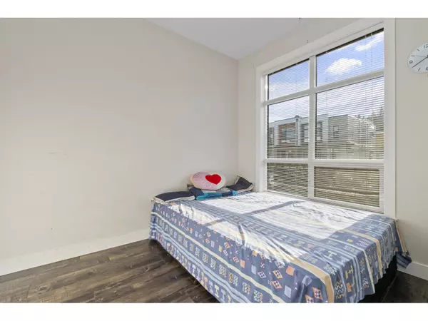 Chilliwack, BC V2R6B3,46150 THOMAS RD #120