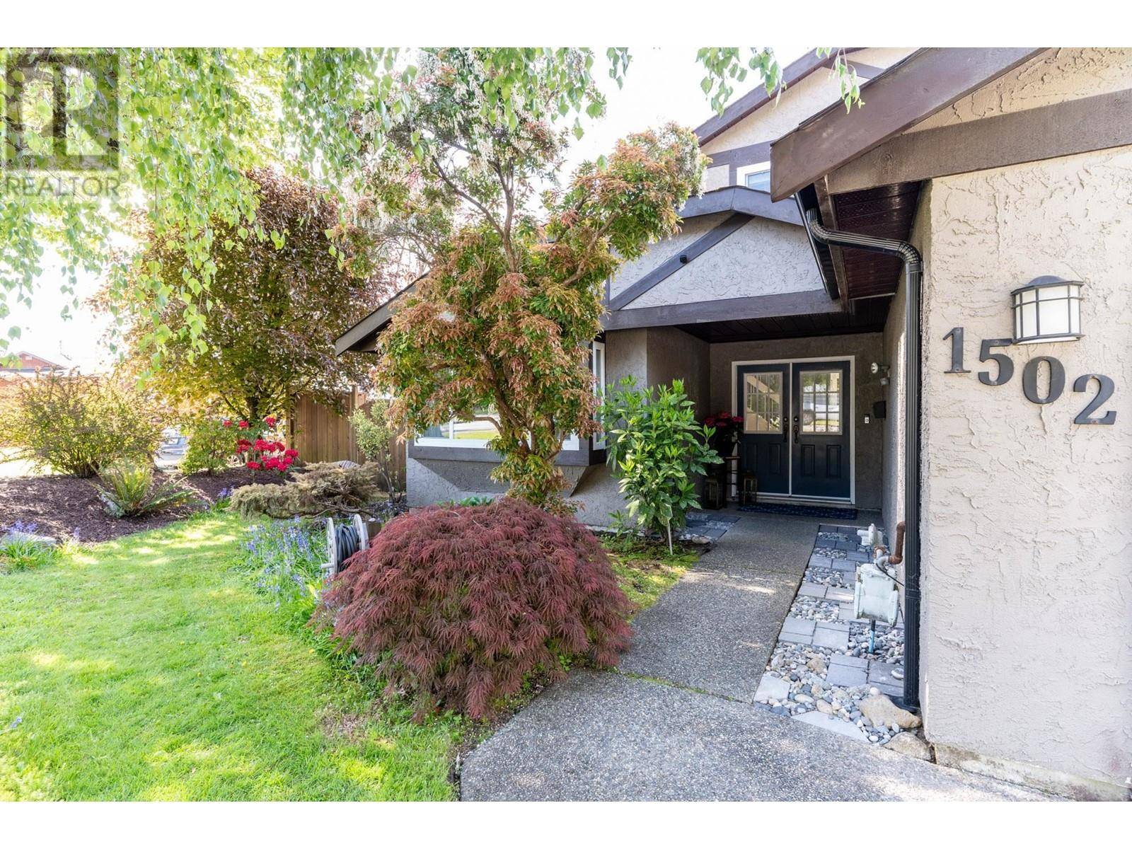 1502 FERNWOOD PLACE, Port Moody, BC V3H4A6