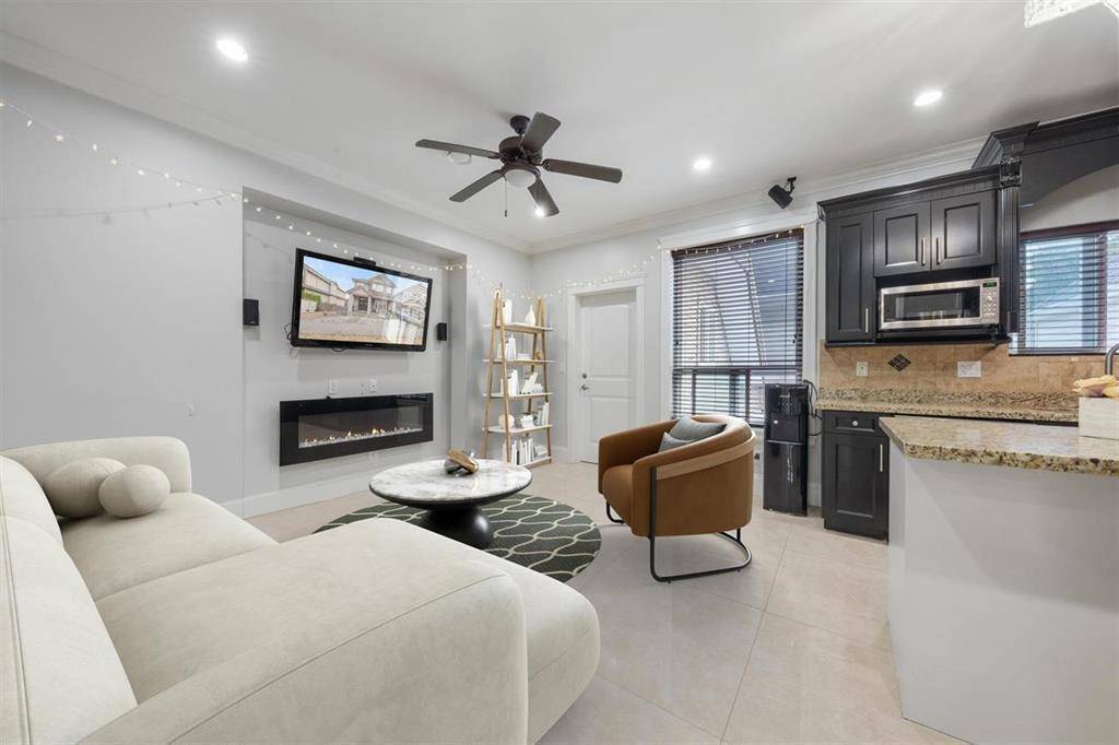 Surrey, BC V3X0B9,12852 60 AVENUE