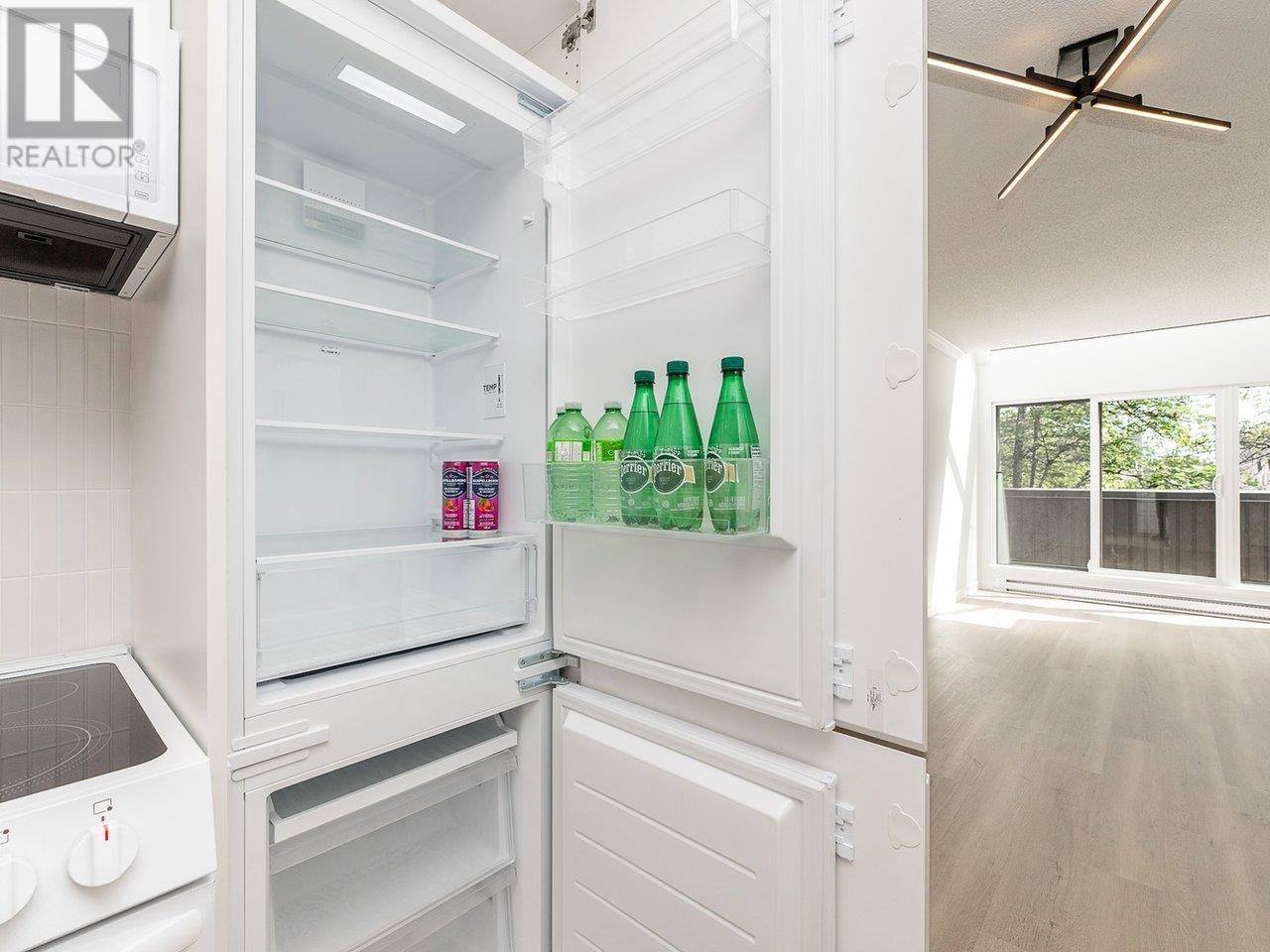 Richmond, BC V6Y1X8,7340 MOFFATT RD #222