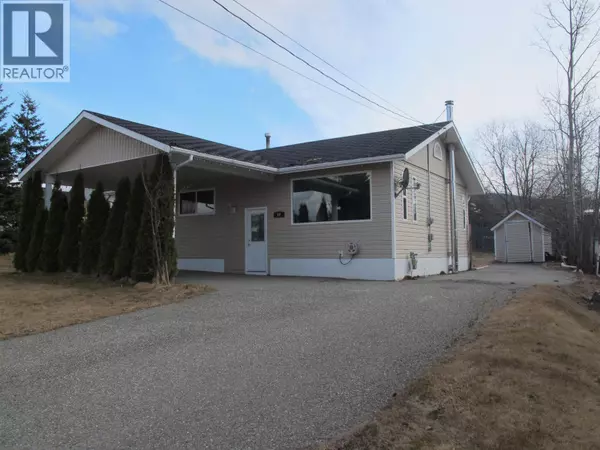 12 RALSTON DRIVE, Mackenzie, BC V0J2C0