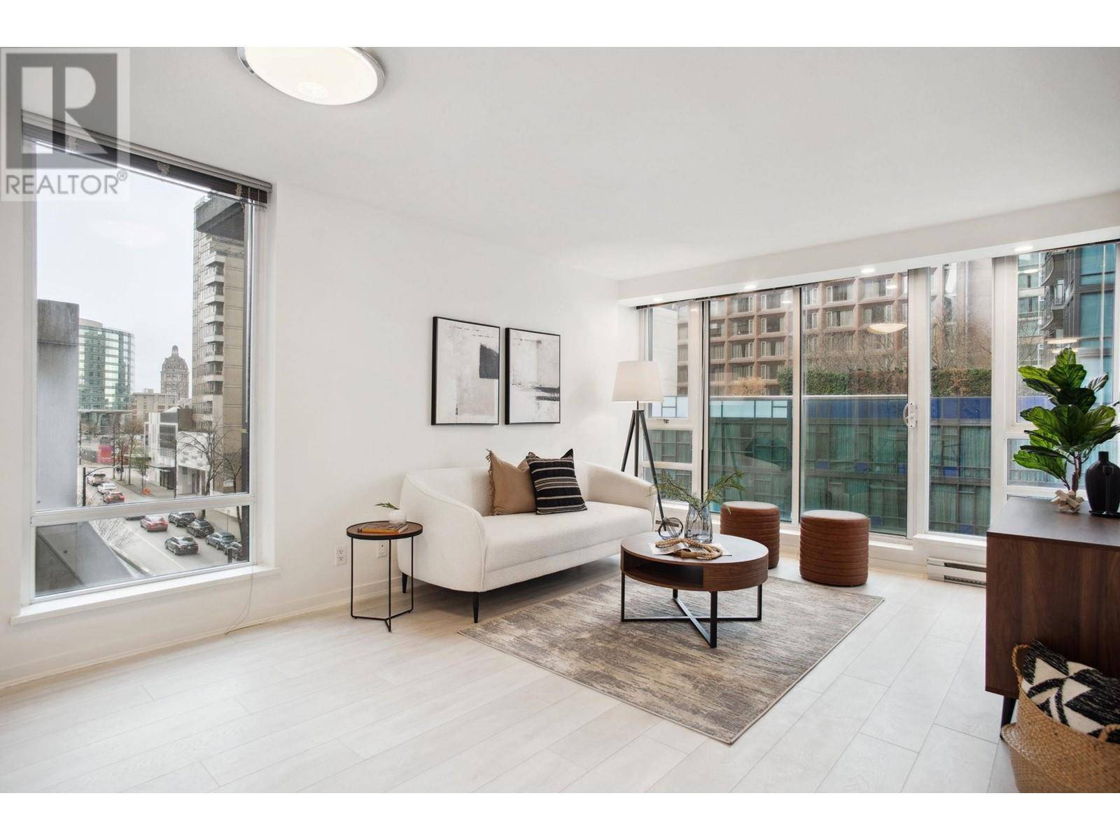 Vancouver, BC V6B0E8,233 ROBSON ST #603