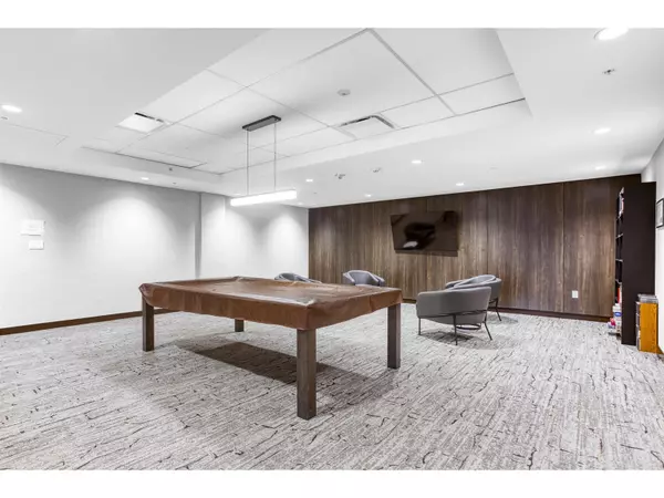 White Rock, BC V4B0C2,1500 MARTIN #1902