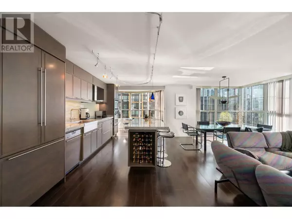 Vancouver, BC V6E4L5,717 JERVIS ST #602