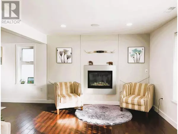 Delta, BC V4M2X9,971 51A STREET