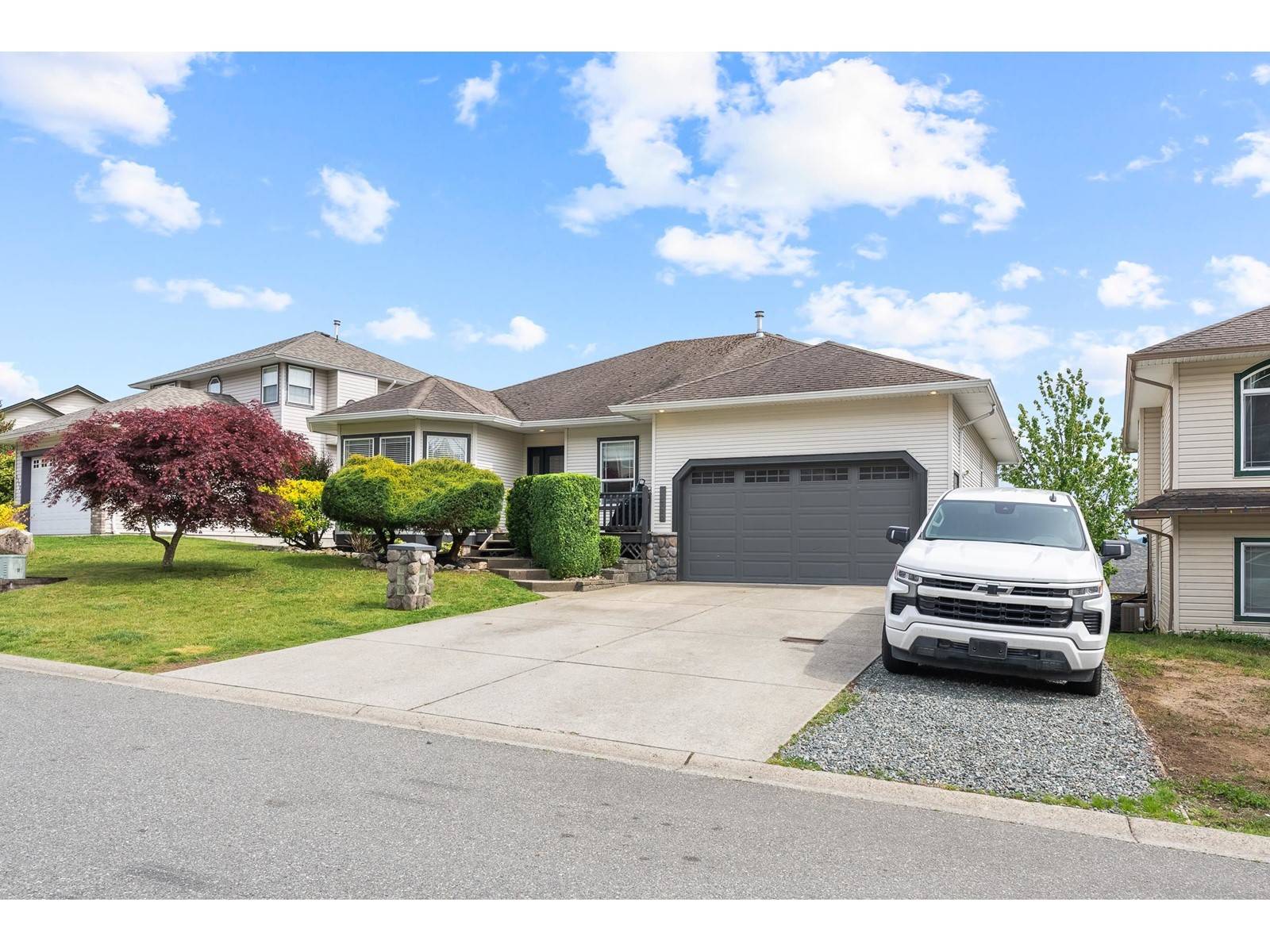 Mission, BC V2V7B7,33720 GREWALL CRESCENT