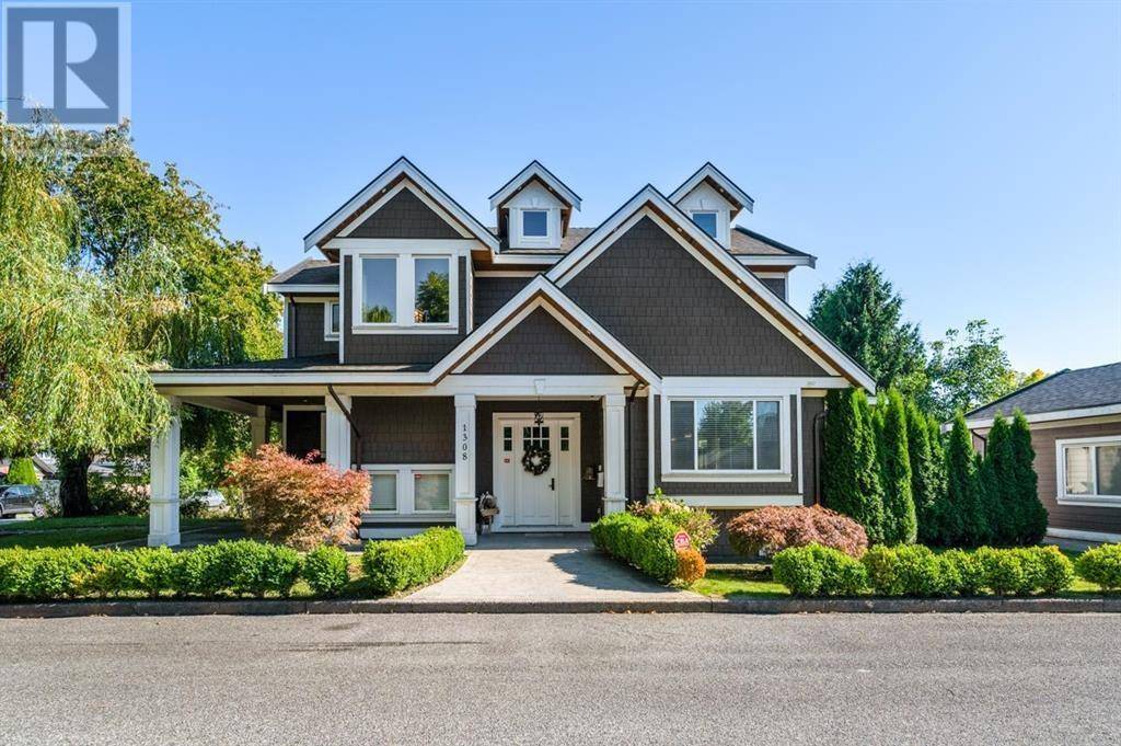 1308 LONDON STREET, New Westminster, BC V3M4N5