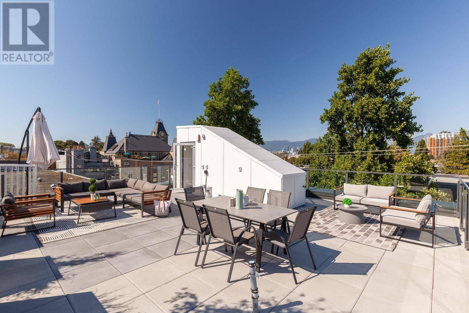 239 East 16TH AVE #203, Vancouver, BC V5T2T5