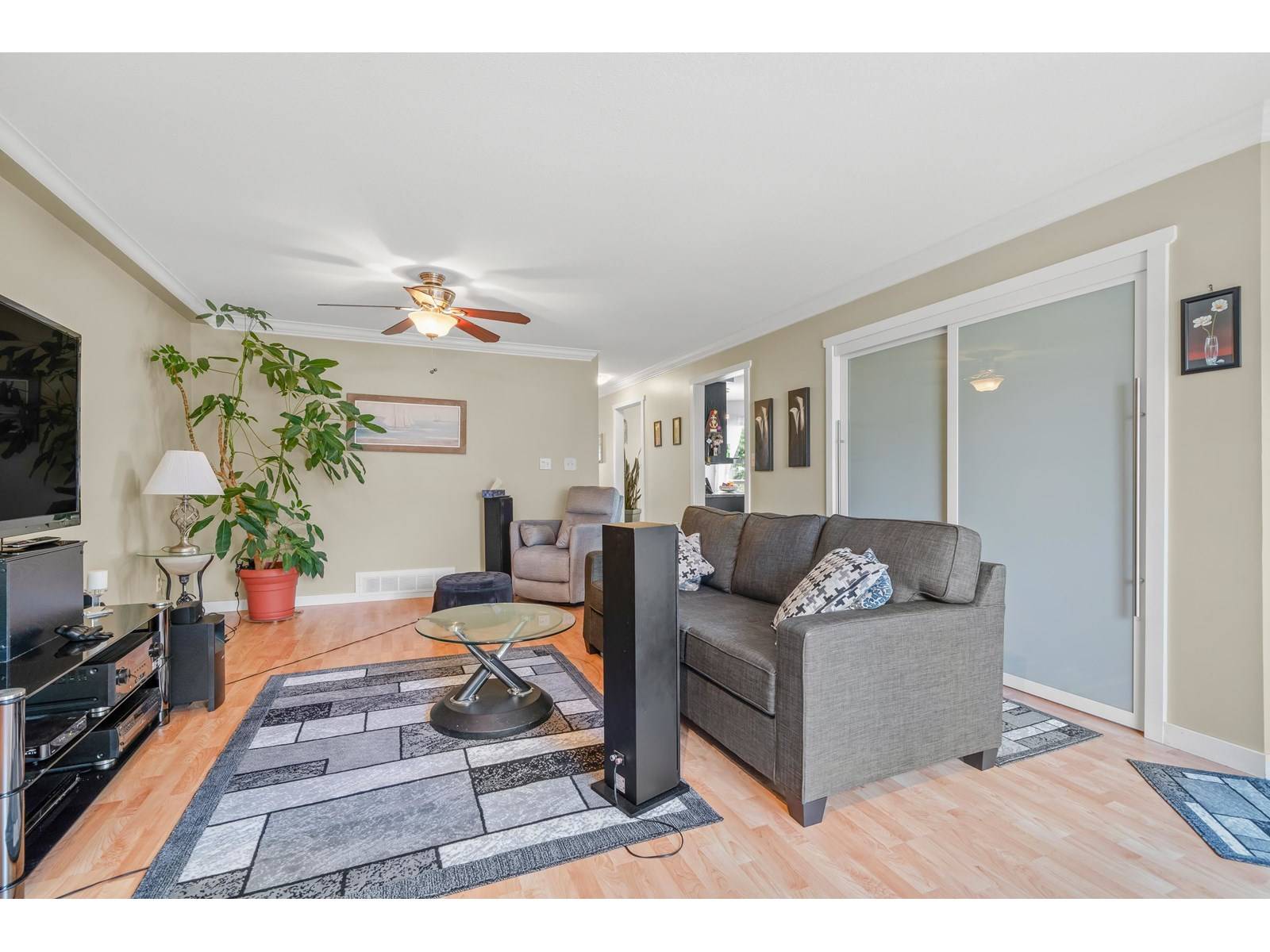 Surrey, BC V3V7R5,9273 122ND #43