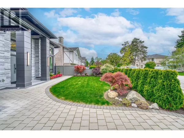 Richmond, BC V7C2S7,6699 AZURE ROAD
