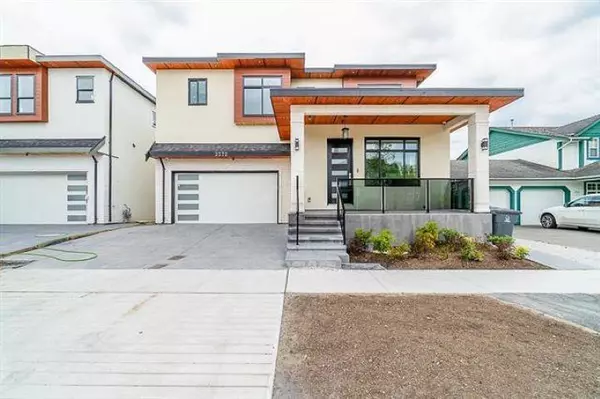 2372 157 STREET, Surrey, BC V4A5C3