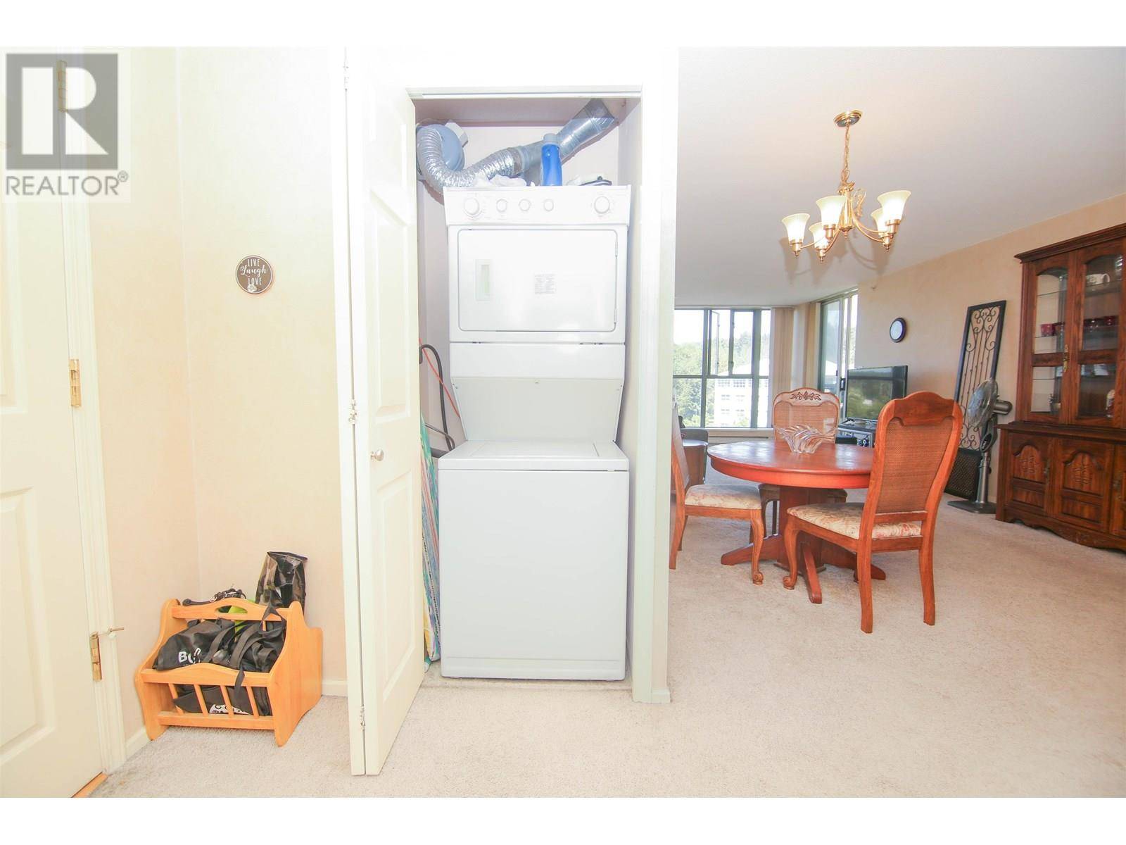 Port Moody, BC V3H5B7,200 NEWPORT DR #701