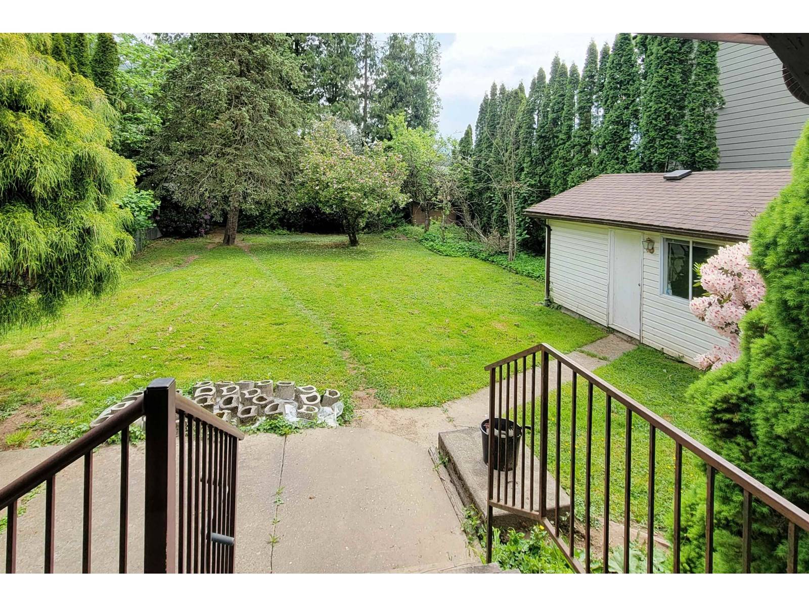Harrison Hot Springs, BC V0M1K0,420 BEAR AVENUE|Harrison Hot Springs