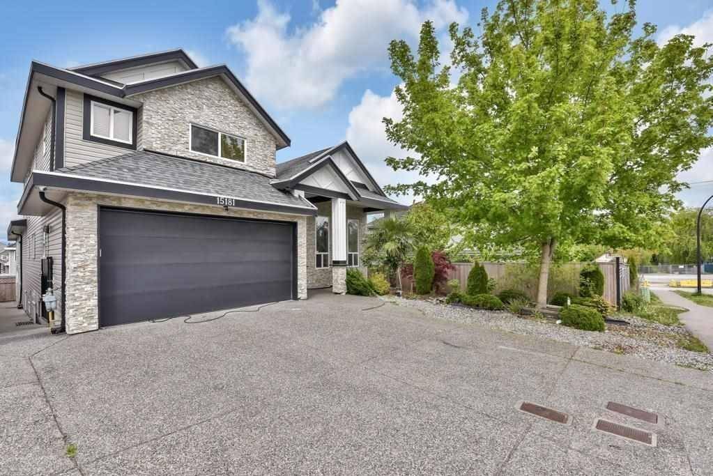 Surrey, BC V3S7Y7,15181 68A AVENUE