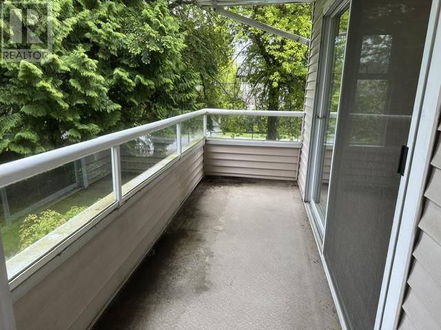 Burnaby, BC V5J4J6,7368 ROYAL OAK AVE #207