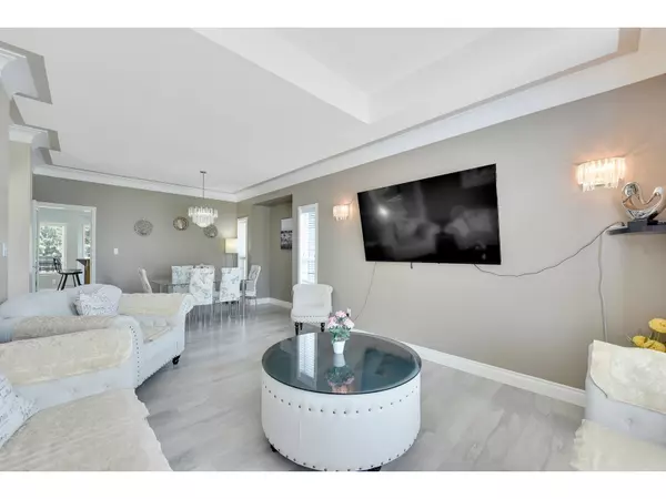 Abbotsford, BC V3G1L2,36047 EMPRESS DRIVE