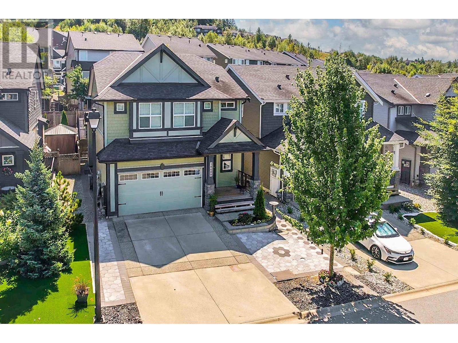 10480 ROBERTSON STREET, Maple Ridge, BC V2W0H8