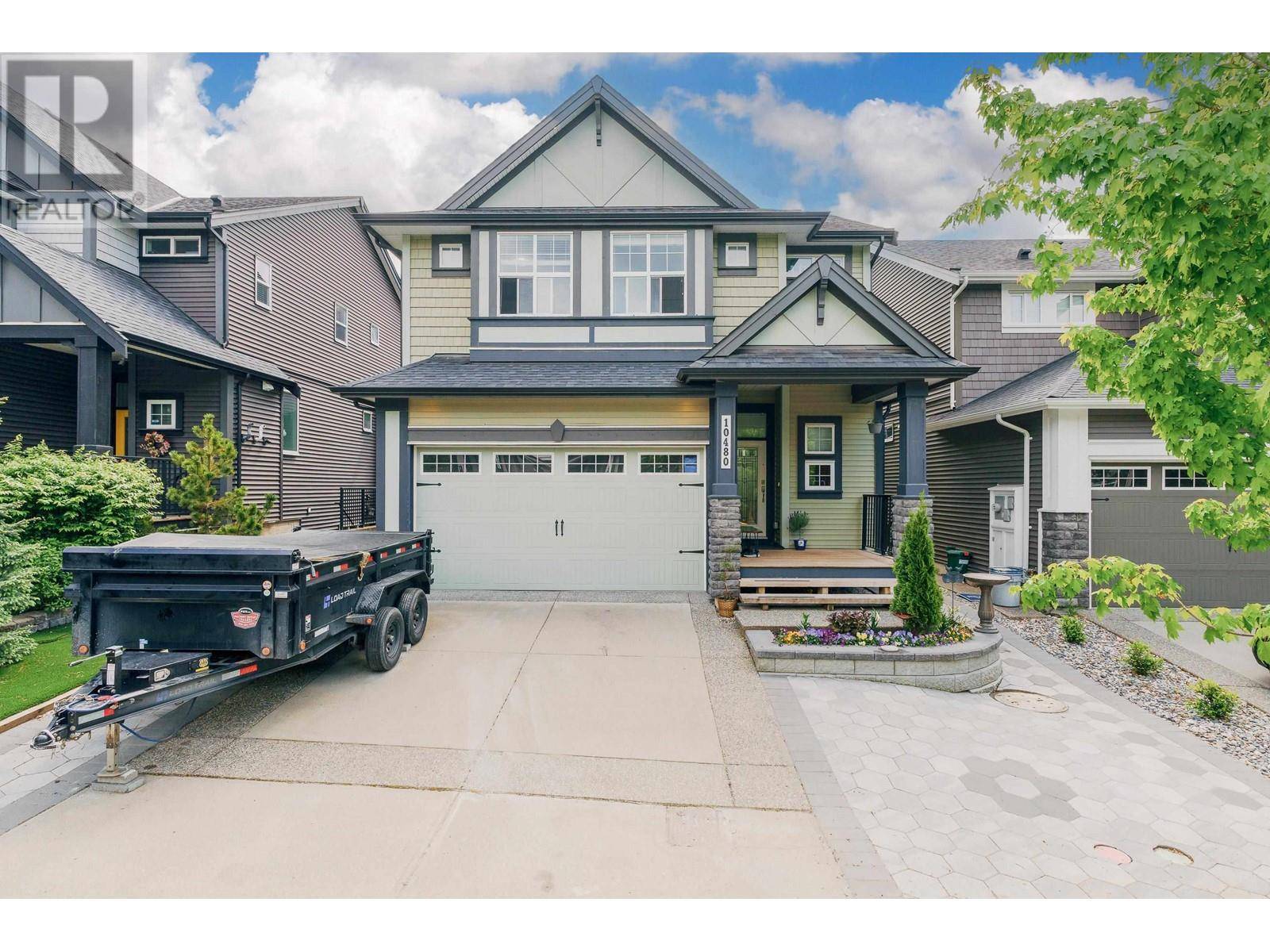 10480 ROBERTSON STREET, Maple Ridge, BC V2W0H8