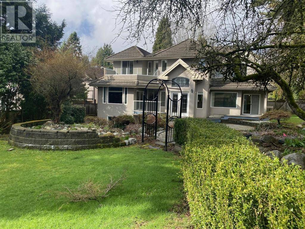 3556 LAKEDALE AVENUE, Burnaby, BC V5A3E3