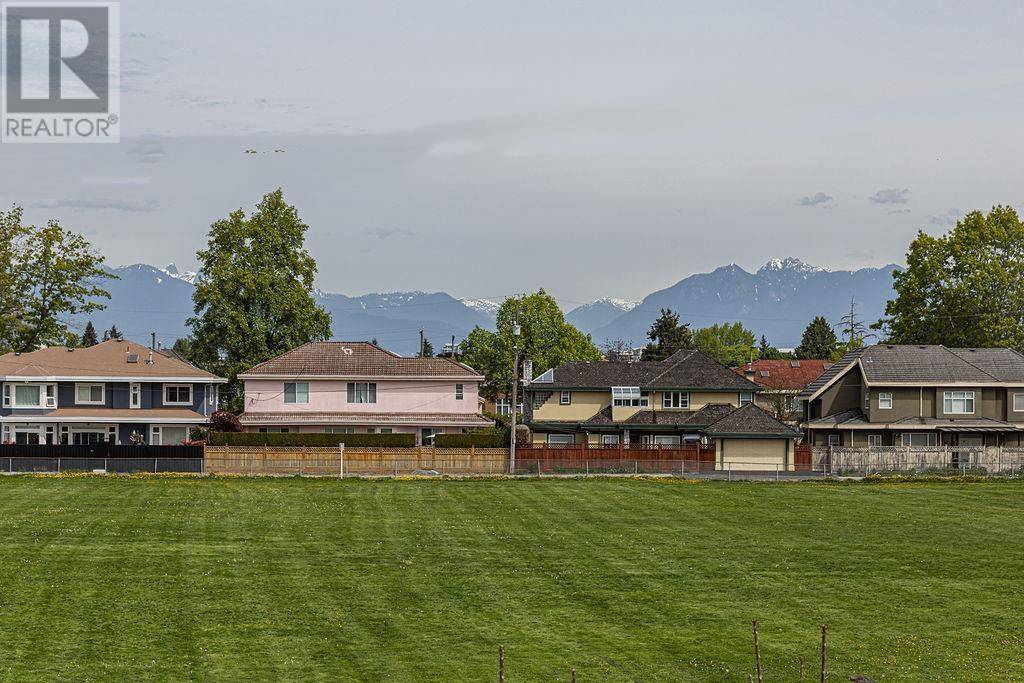 Richmond, BC V7A1C8,7311 BATES ROAD