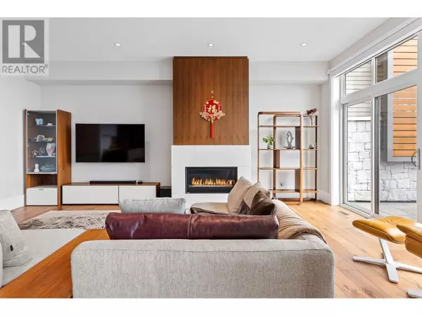 West Vancouver, BC V7S0A7,2823 CHIPPENDALE ROAD