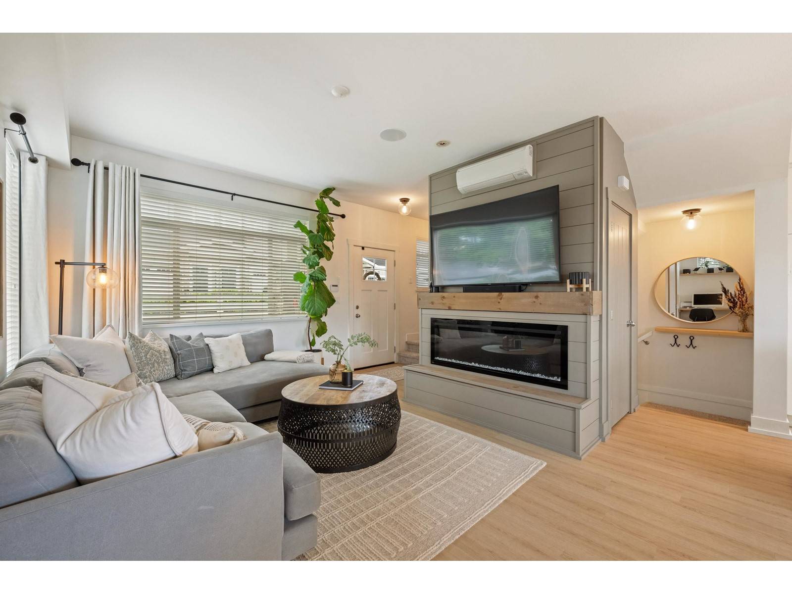 Abbotsford, BC V2S0J1,34230 ELMWOOD #22
